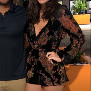 Long sleeve black-floral romper